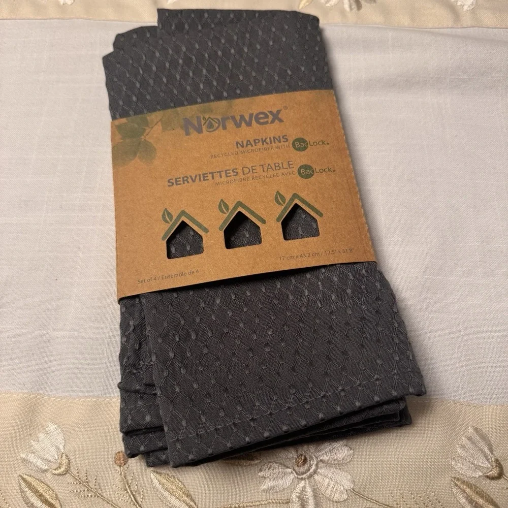 Norwex Set of 4 Microfiber Gray Discontinued Baclock Reusable Napkins New